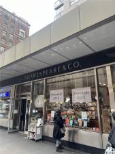 Shakespeare &amp; Co.’s Lexington Avenue store, located across from Hunter College, is closing next month.