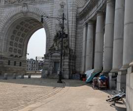 Manhattan Bridge Plaza, south side, August 16, 2024.