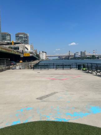 A downtown stretch of the East River Esplanade currently terminates at E. 41 St., pictured above. On August 23, the NYEDC moved forward with a bid to close the greenway’s gap between the E. 41st St. terminus and E. 53rd St. It is not expected to be completed until sometime in 2028.