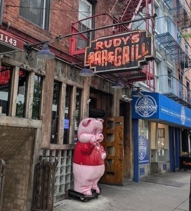 Rudy’s Bar &amp; Grill, looking northeast up 9th Ave.