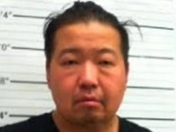 A mugshot of Yenchun Chen.