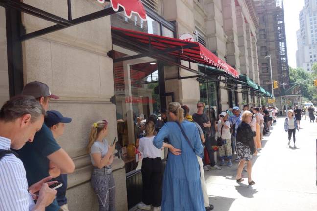 Grand Opening lines wraps around onto Broadway up to 26th Street at the grand opening of the newest All’Antico Vinaio, a reknowned sandwich shop in its native Italy.