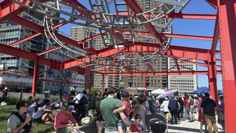 People of all ages enjoying the day on June 1, 2024 at one of the EsplanadeFriends events by the East River Waterfront and 60th Street and Andrew Haswell Park. Photo: Alessia Girardin.